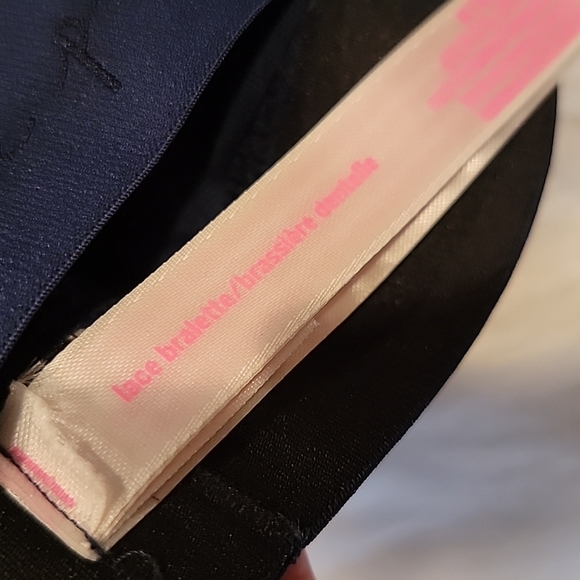 NWT Victoria's Secret PINK Lace Bralette 😍 - Picture 6 of 8